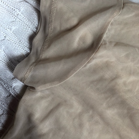 Mesh See through tee - Picture 3 of 3